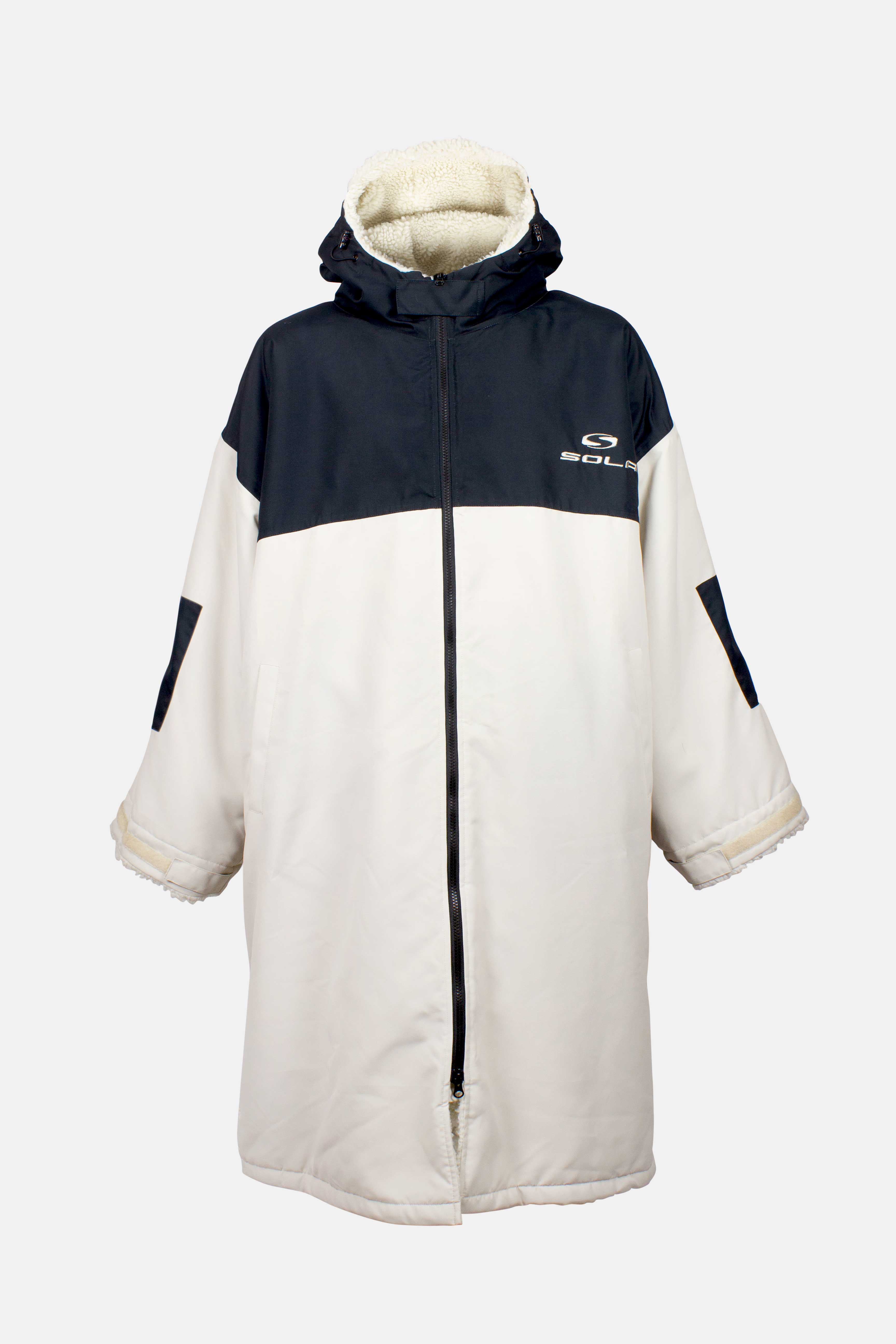 SOLA WATERPROOF CHANGING ROBE - SAND/BLACK