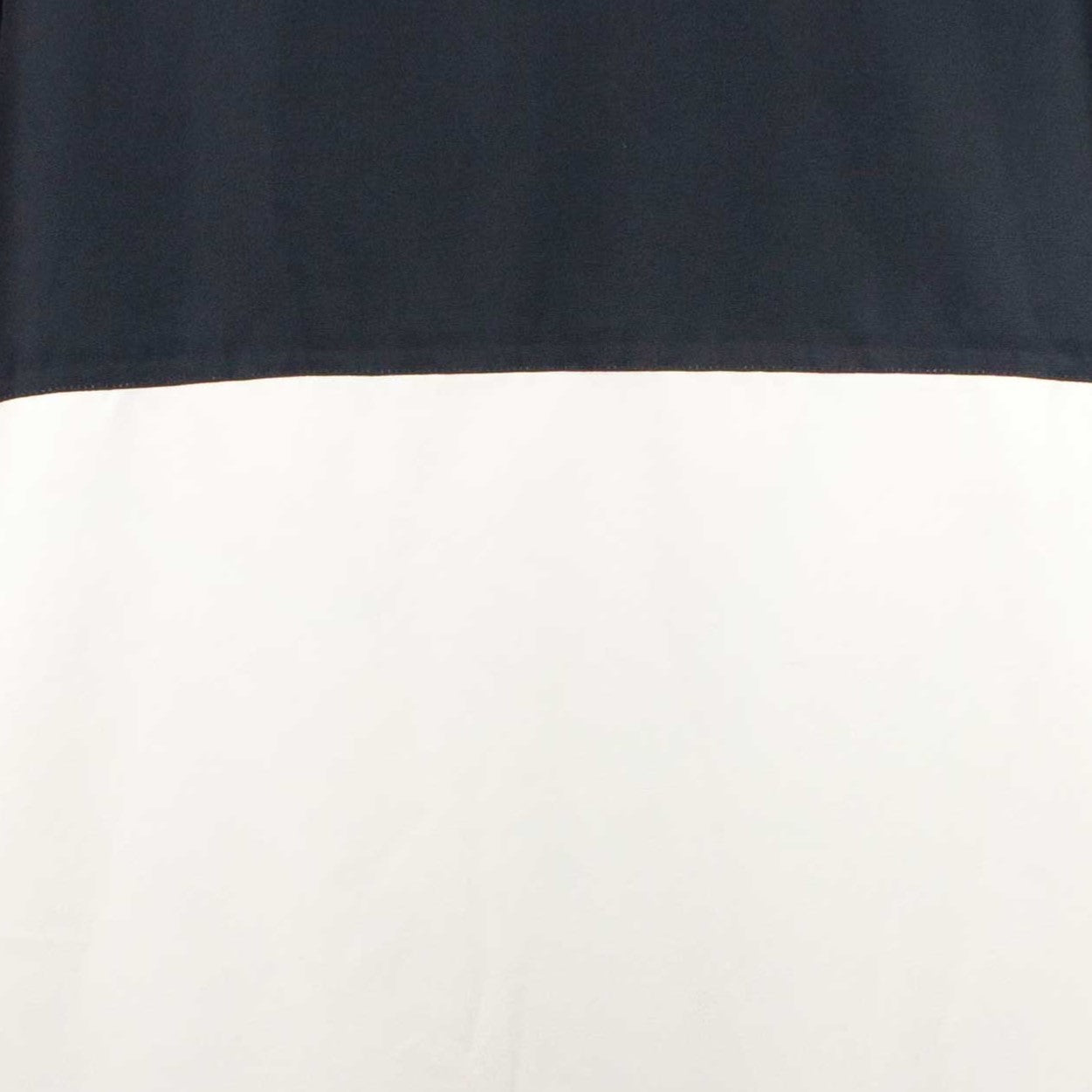 SOLA WATERPROOF CHANGING ROBE - SAND/BLACK