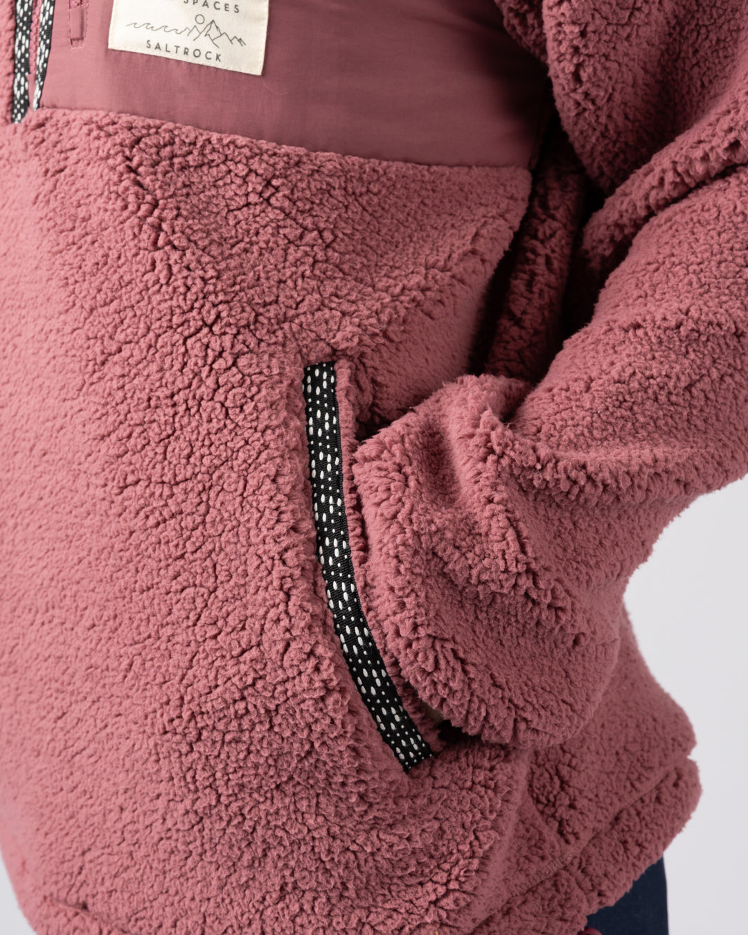 Saltrock Lya Womens Fleece in Dark Pink