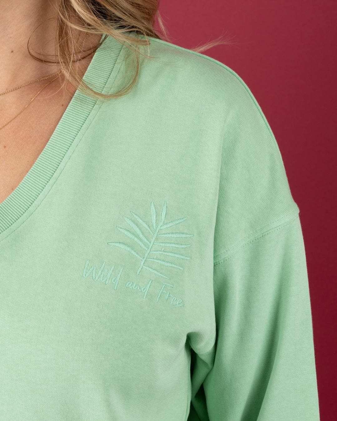 SALTROCK PENNY WOMENS V-NECK SWEAT