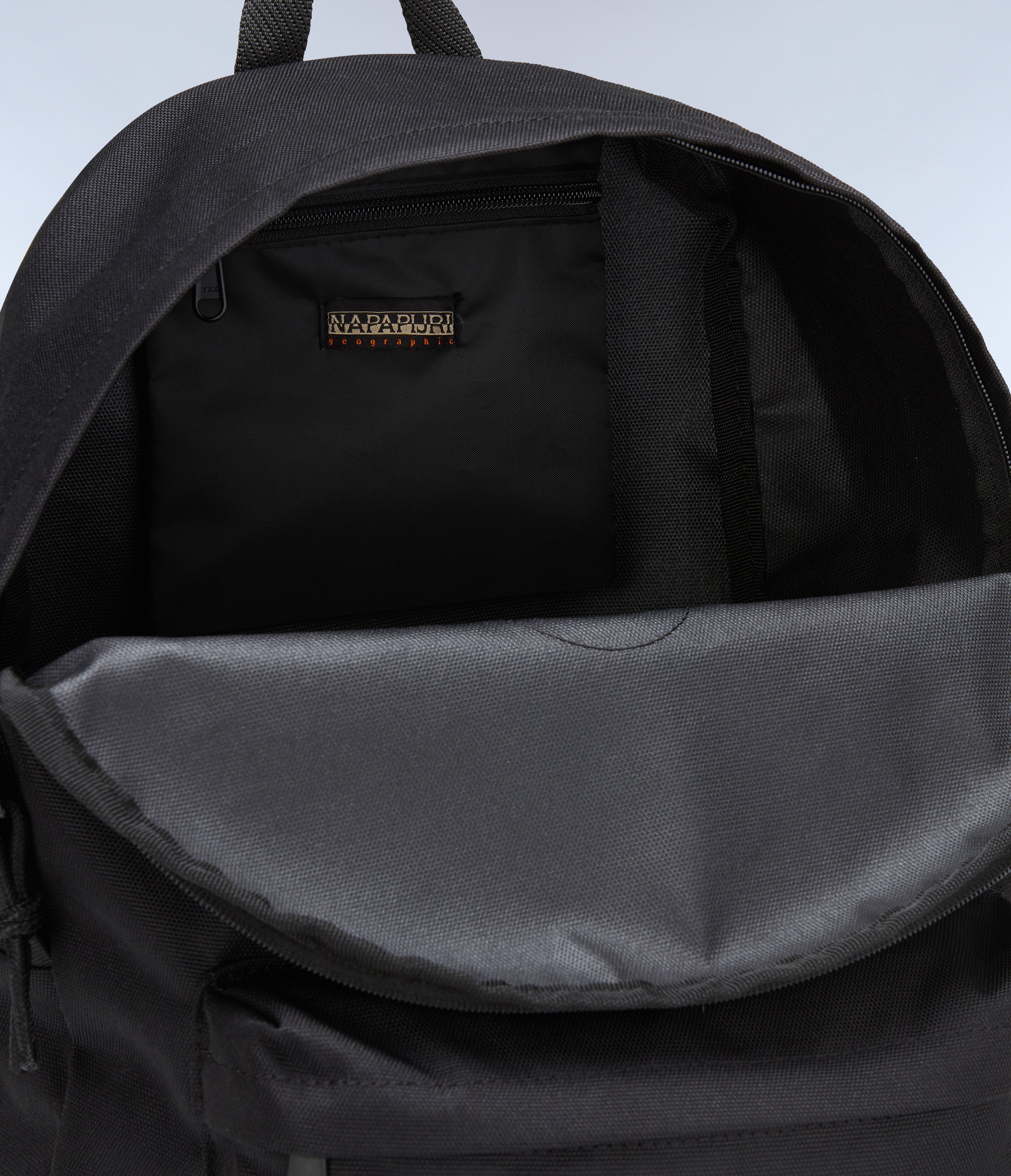 NAPAPIJRI VOYAGE 3 DAYPACK - BLACK
