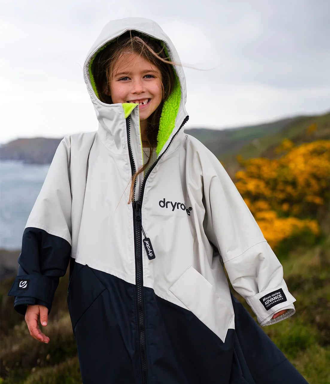 Dryrobe® Anthracite Lime Advance Kids Long Sleeve
