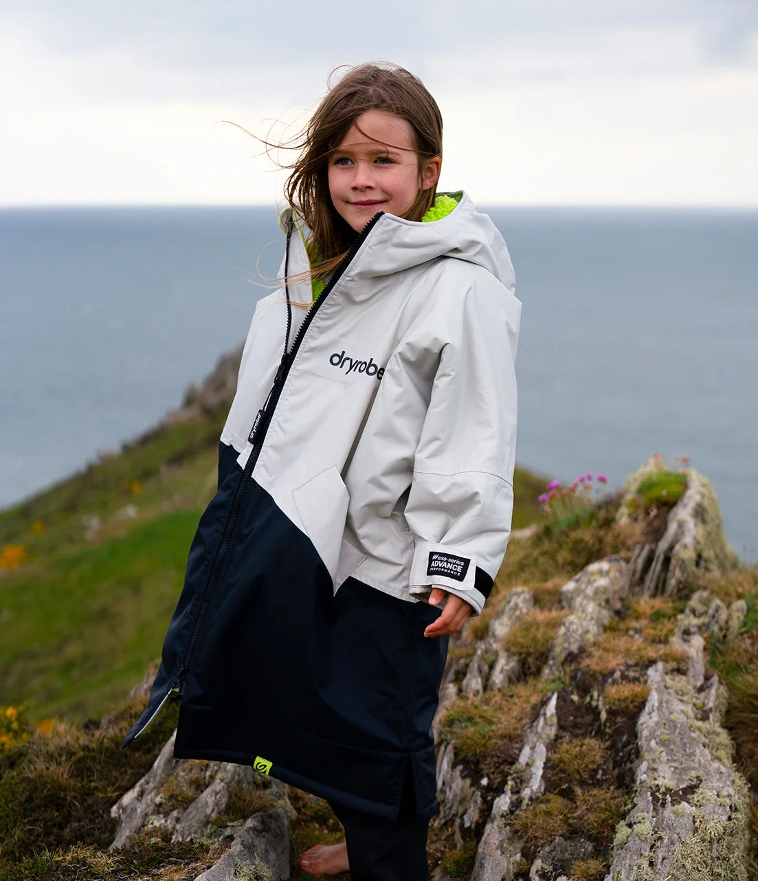 Dryrobe® Anthracite Lime Advance Kids Long Sleeve