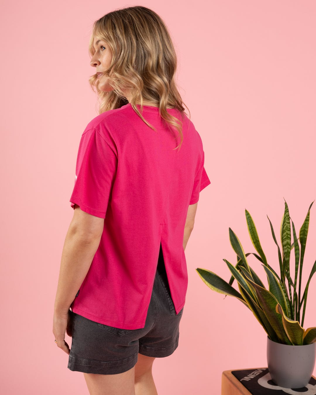 SALTROCK 'PALMER' WOMENS BOXY T-SHIRT - PINK