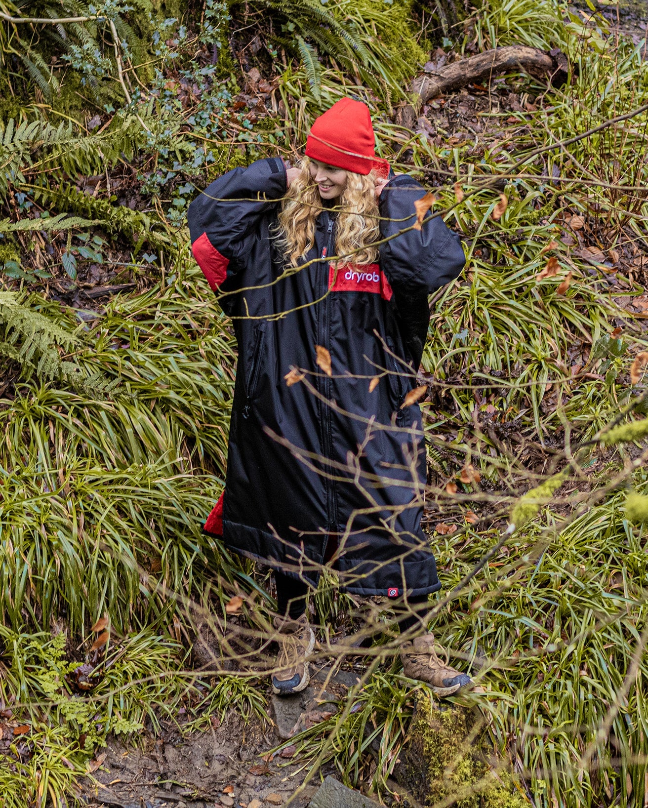 dryrobe® ADVANCE LONG SLEEVE - REMIX - BLACK RED / RED