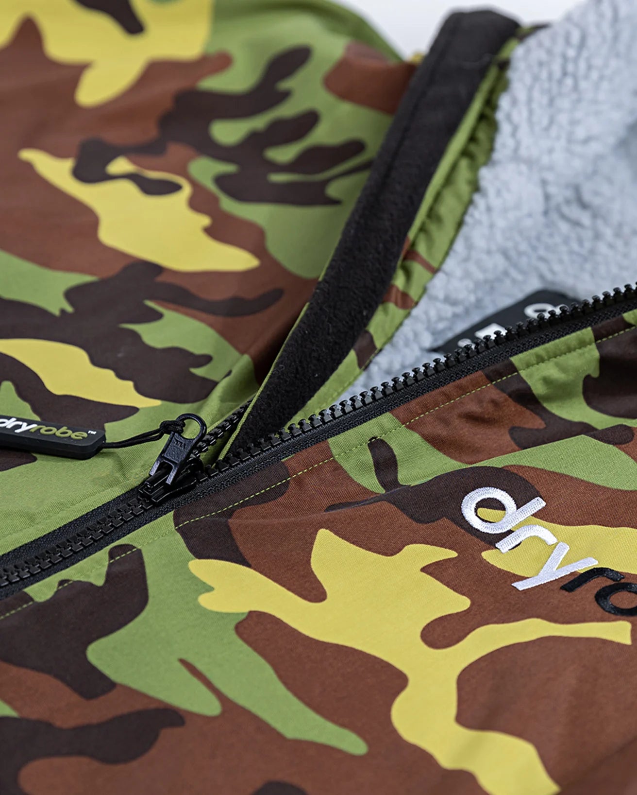 Dryrobe® Camo Grey Advance Changing Robe
