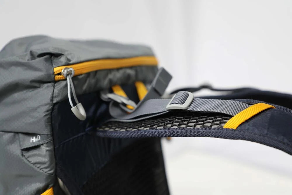 Vango Apex Air 40 - Moonlit Ocean