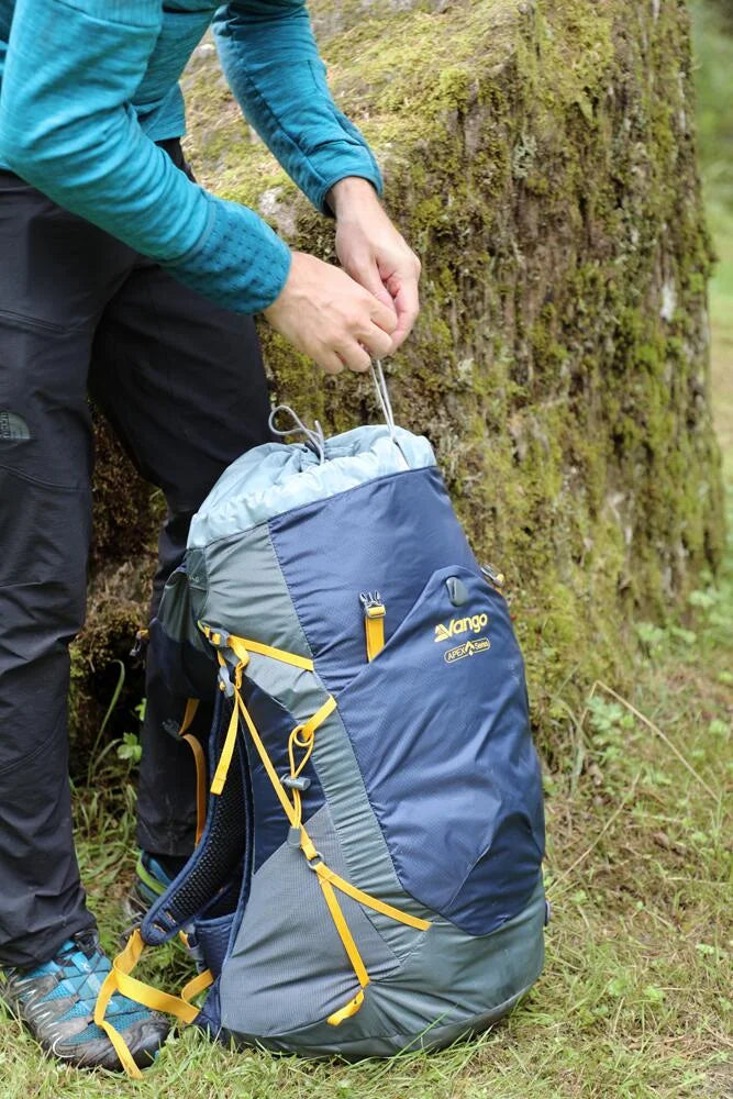 Vango Apex Air 40 - Moonlit Ocean