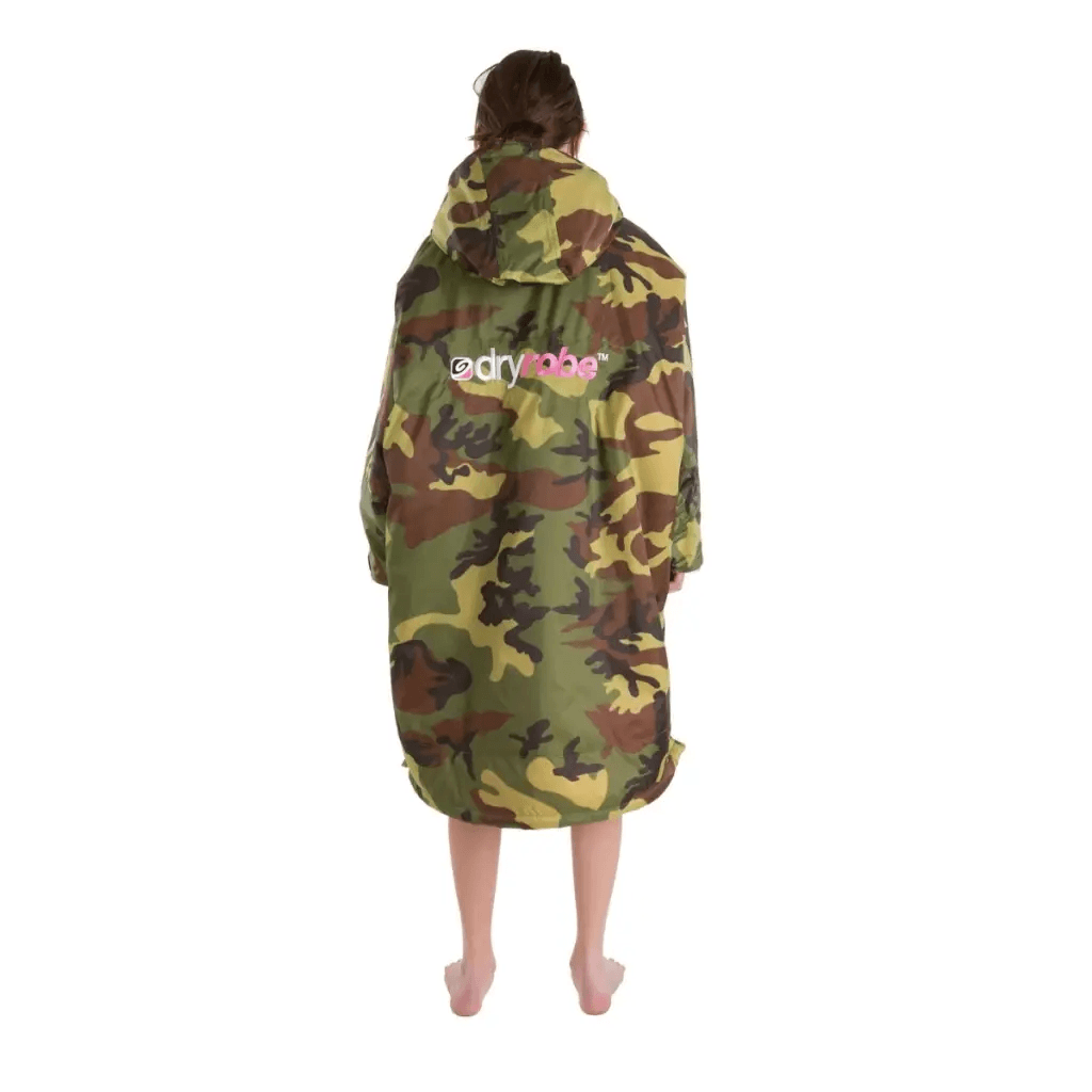 dryrobe® ADVANCE KIDS LONG SLEEVE - CAMO/PINK - Atlantic Kayaks & Leisure
