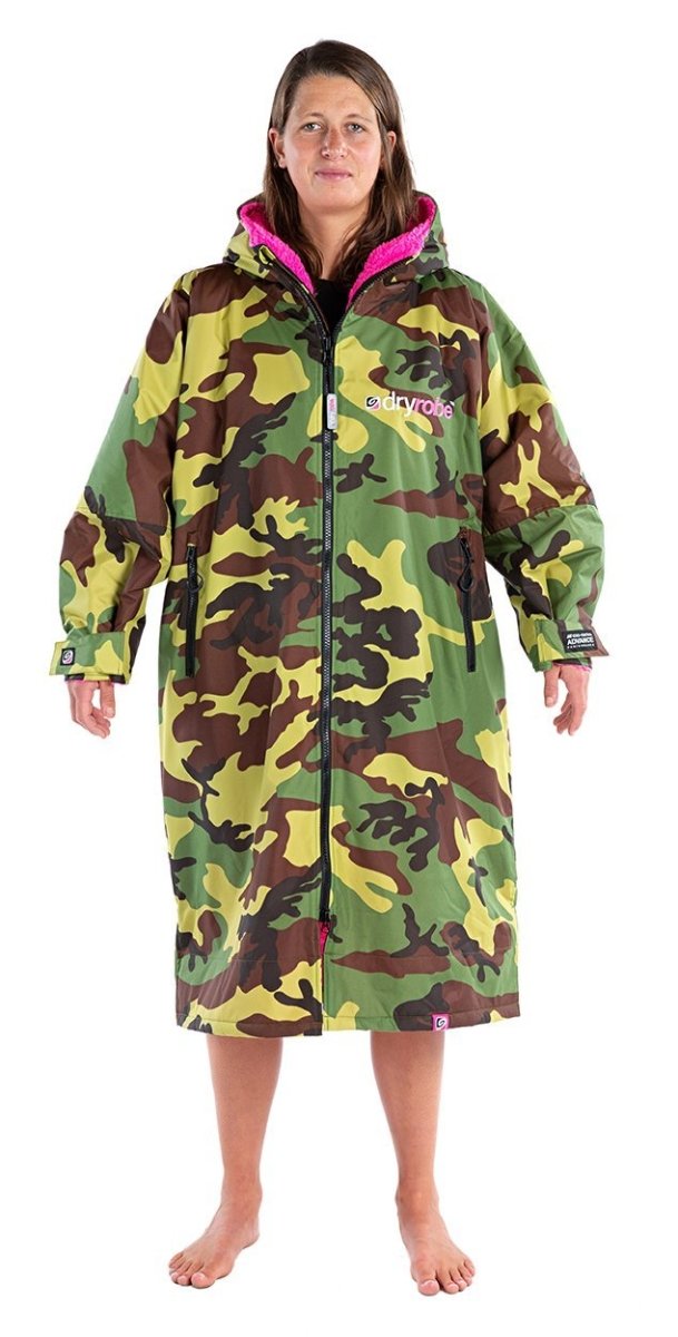 dryrobe® ADVANCE LONG SLEEVE - CAMO / PINK