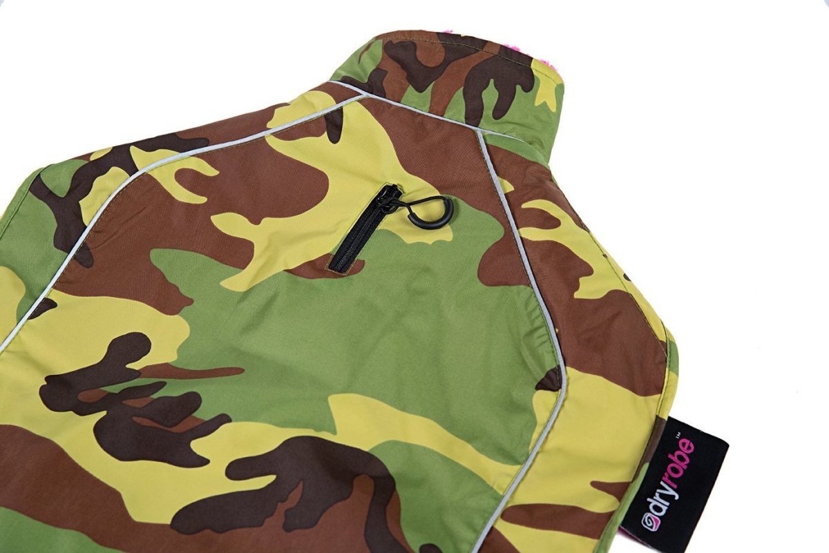 dryrobe® dog - WATERPROOF DOG COAT - CAMO/PINK