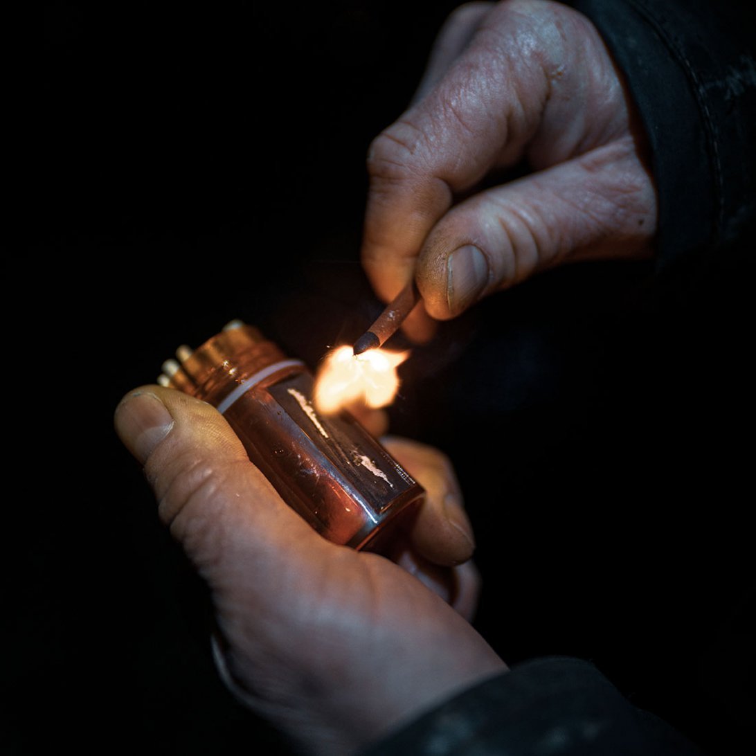 LIFESYSTEMS STORMPROOF MATCHES