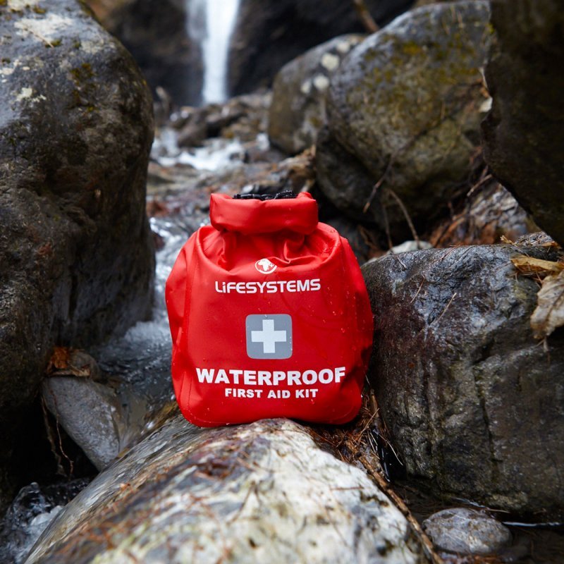 LIFESYSTEMS WATERPROOF FIRST AID KIT