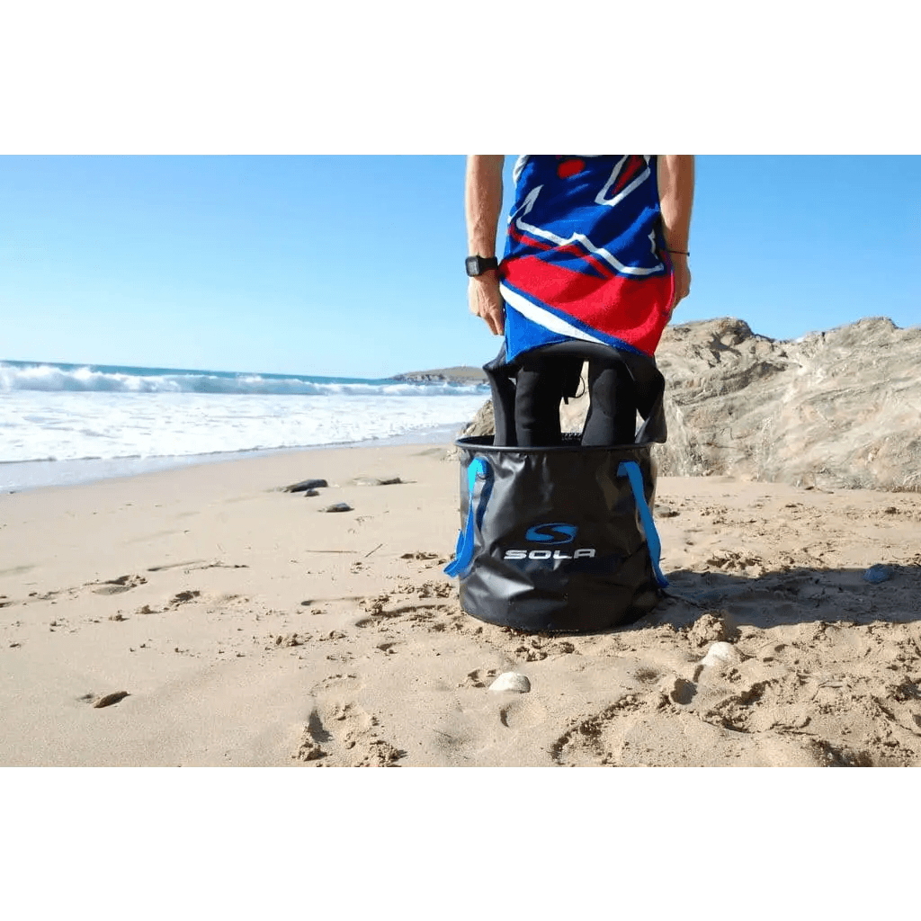 SOLA COLLAPSIBLE WETTY BUCKET - Atlantic Kayaks & Leisure