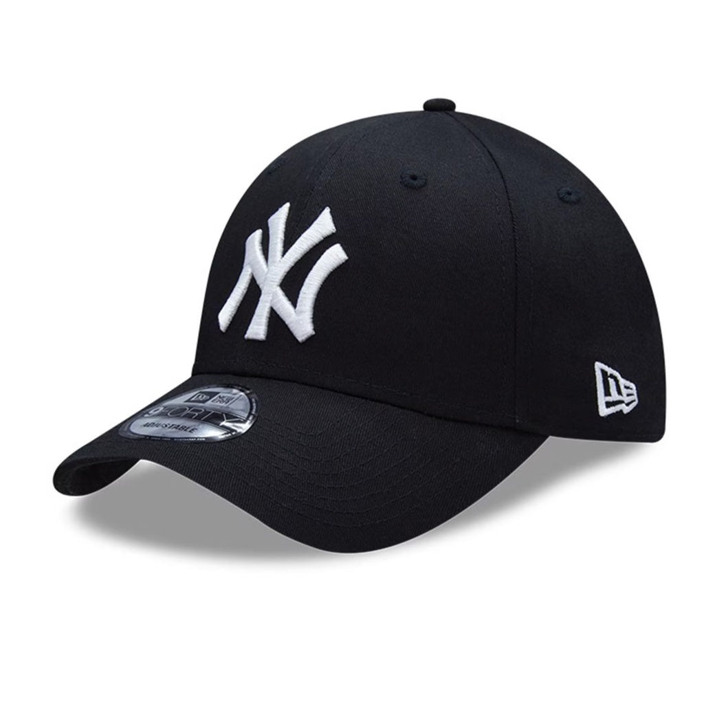 New Era 9FORTY Yankees Cap - Black / Silver