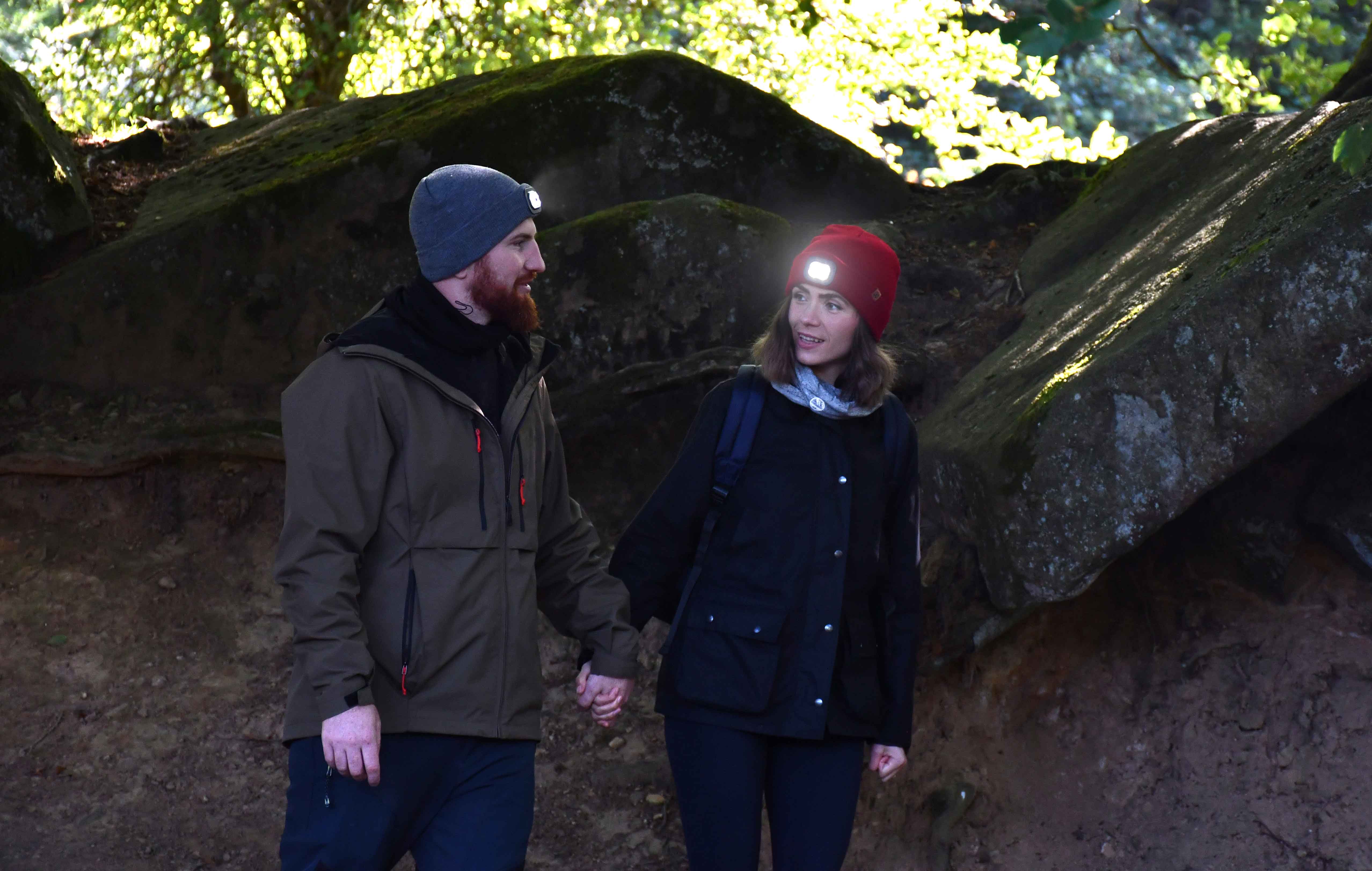 SIX PEAKS LED LIGHTED BEANIE