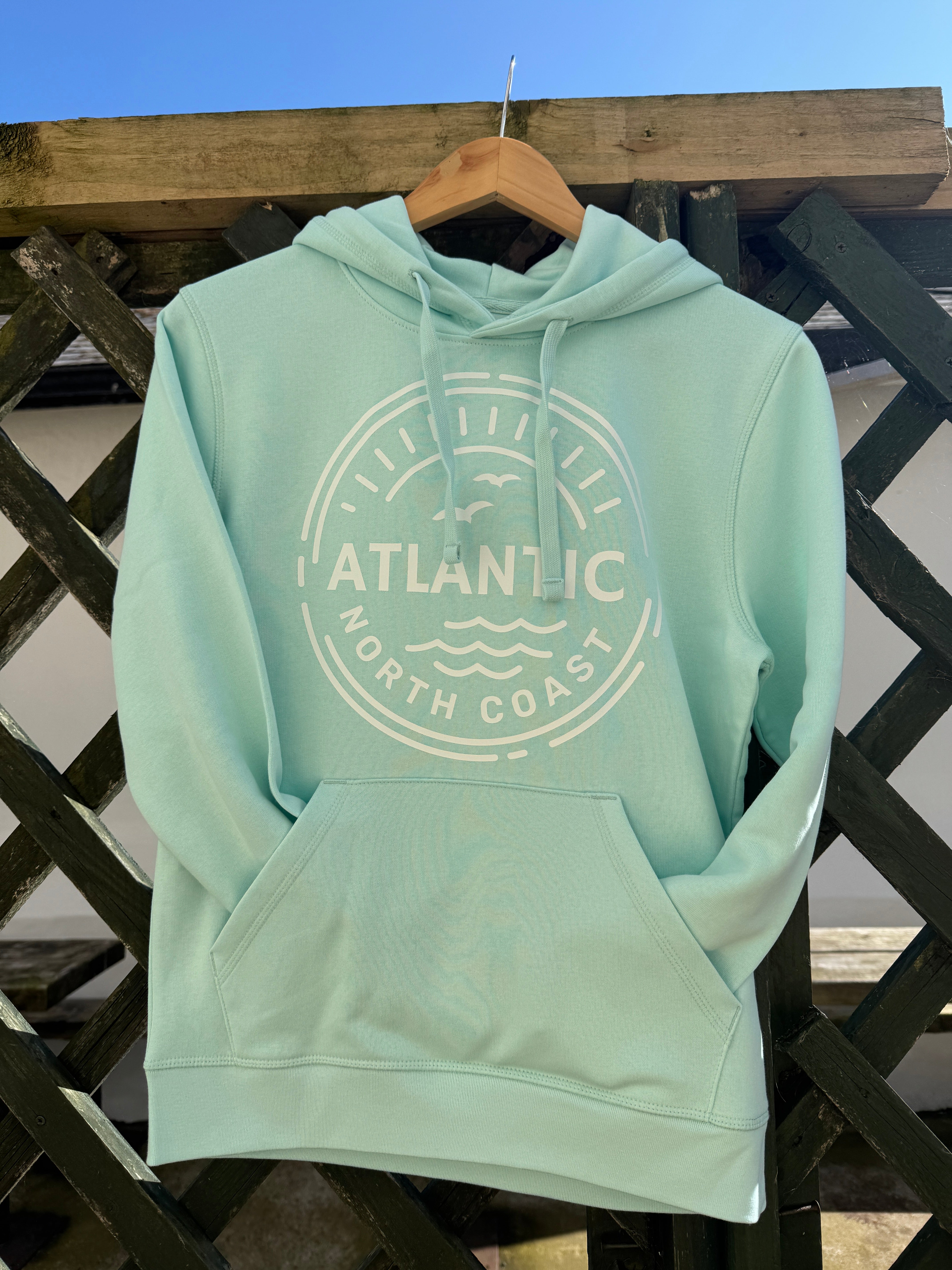 ATLANTIC APPAREL 'HORIZON' FRONT PRINT UNISEX POP HOODY - ICE BLUE