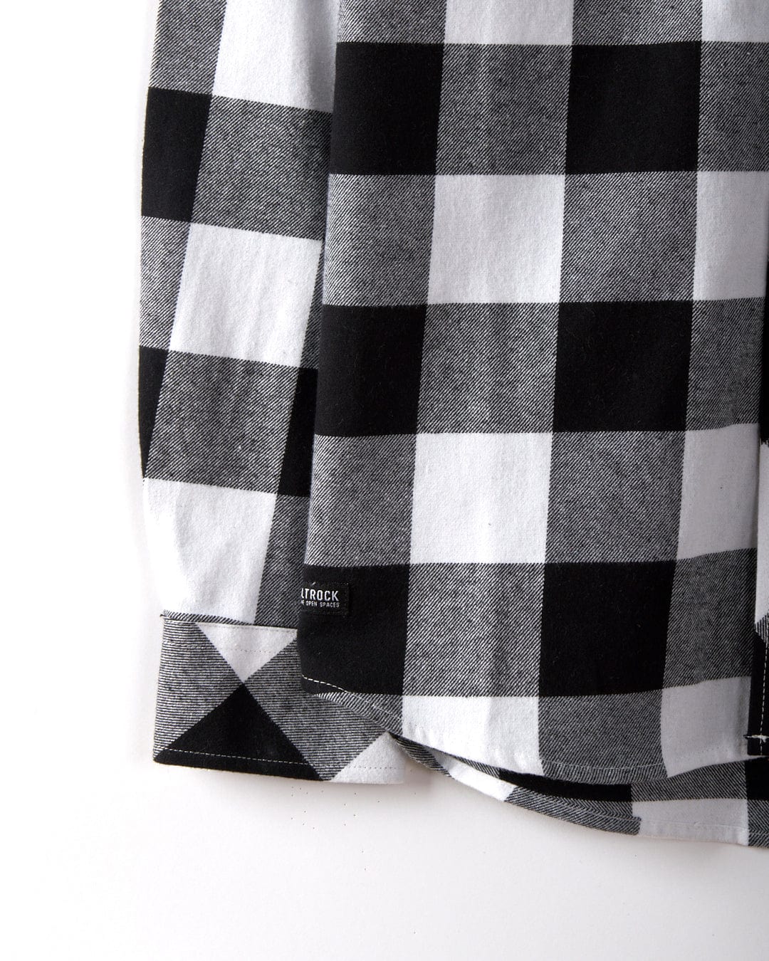 SALTROCK 'JAK' MENS FLANNEL SHIRT - BLACK/WHITE