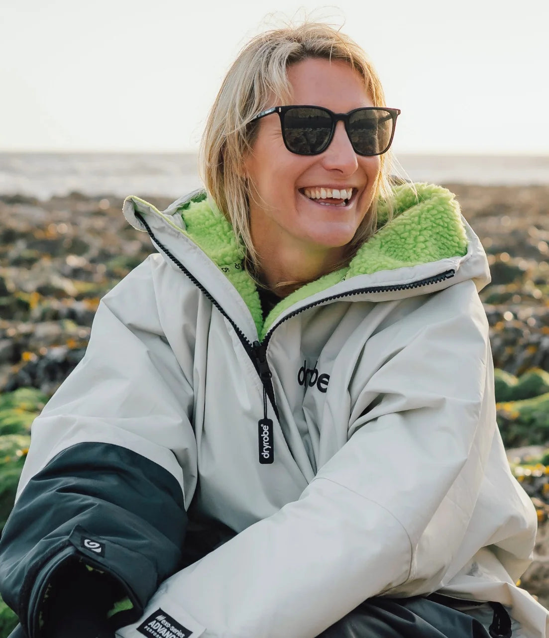 Dryrobe® Anthracite Lime Advance Adults Changing Robe