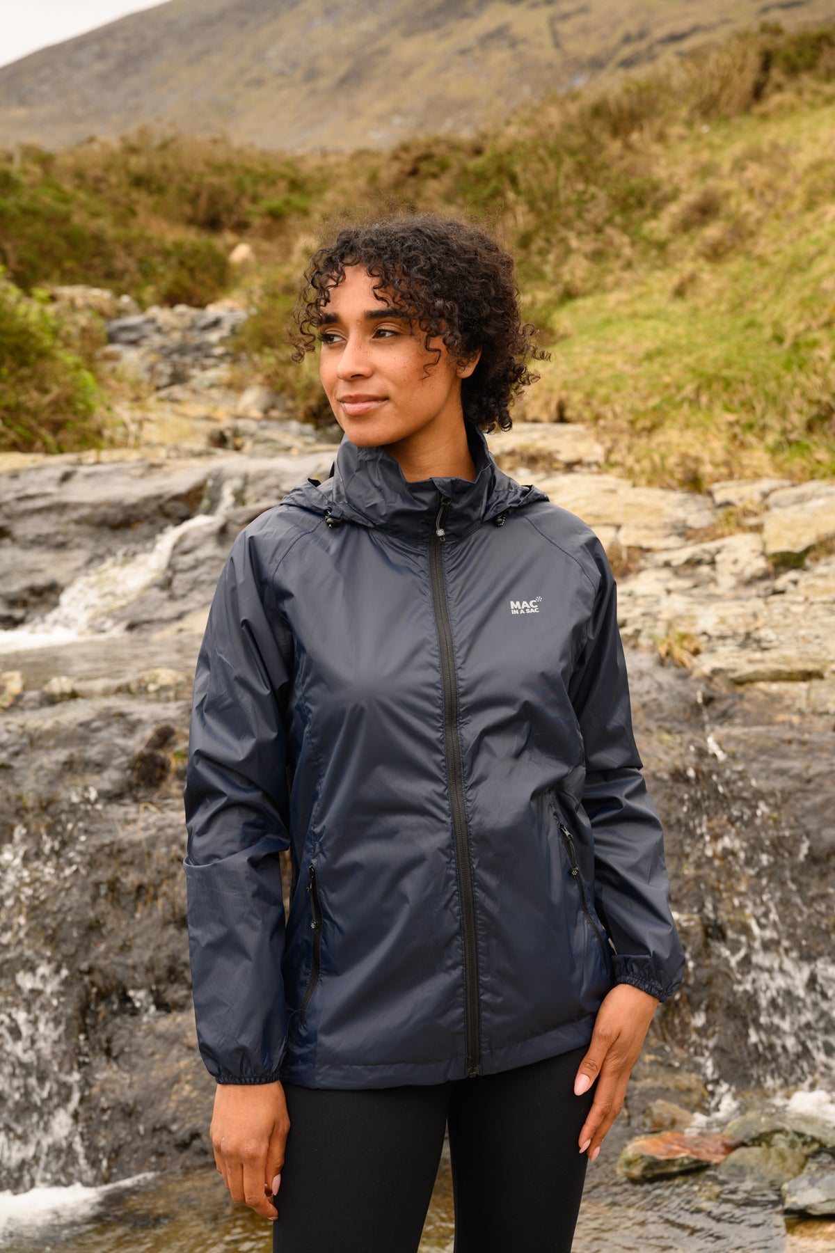 MAC IN A SAC ORIGIN II PACKABLE WATERPROOF JACKET - NAVY