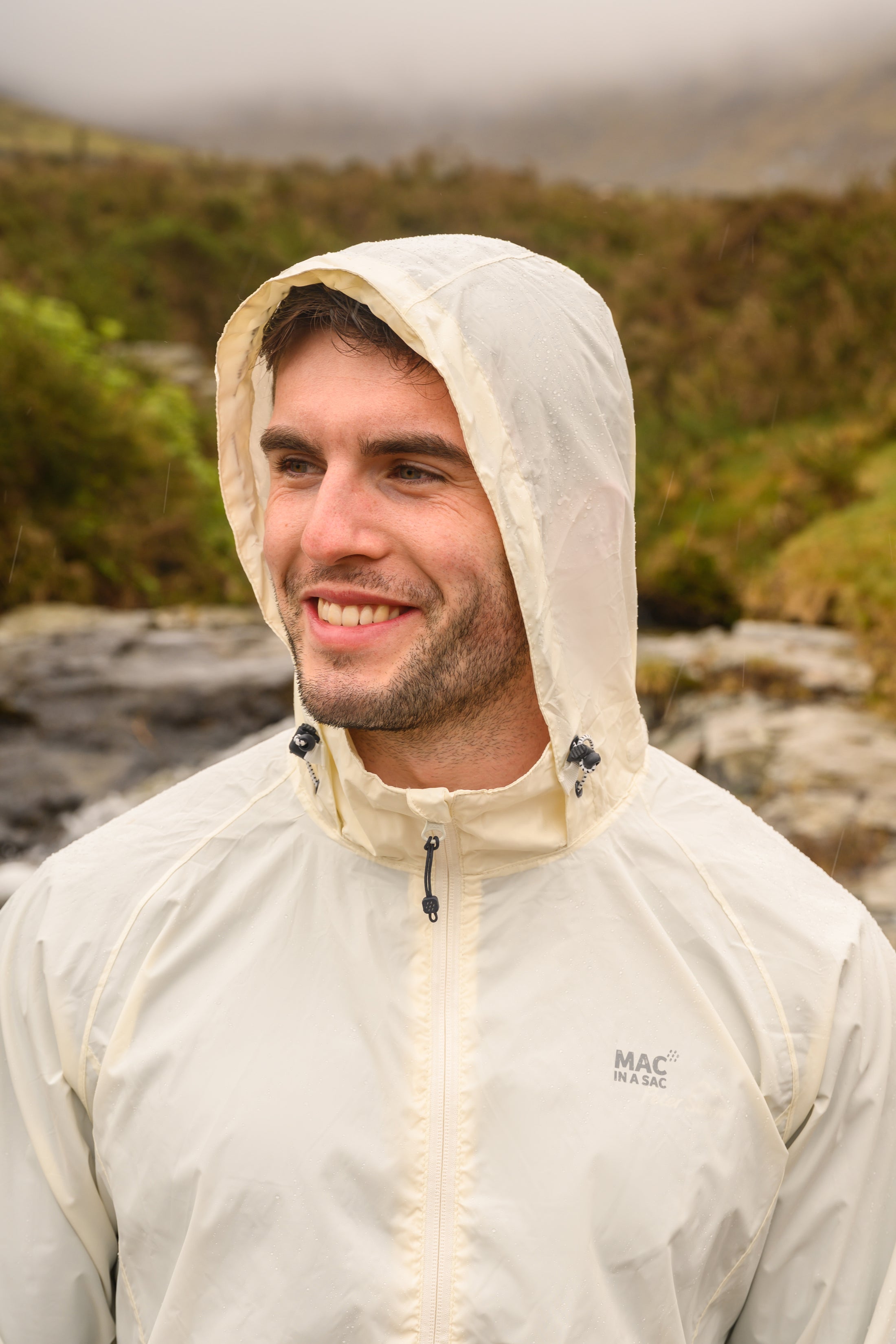 MAC IN A SAC ORIGIN II PACKABLE WATERPROOF JACKET - IVORY