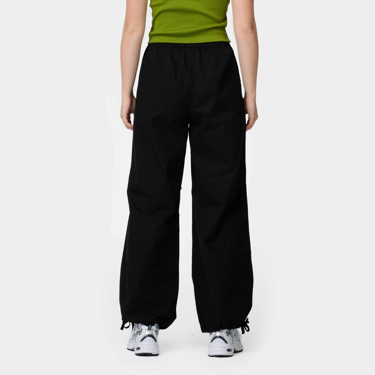 Santa Cruz Strip Parachute Pant - Black