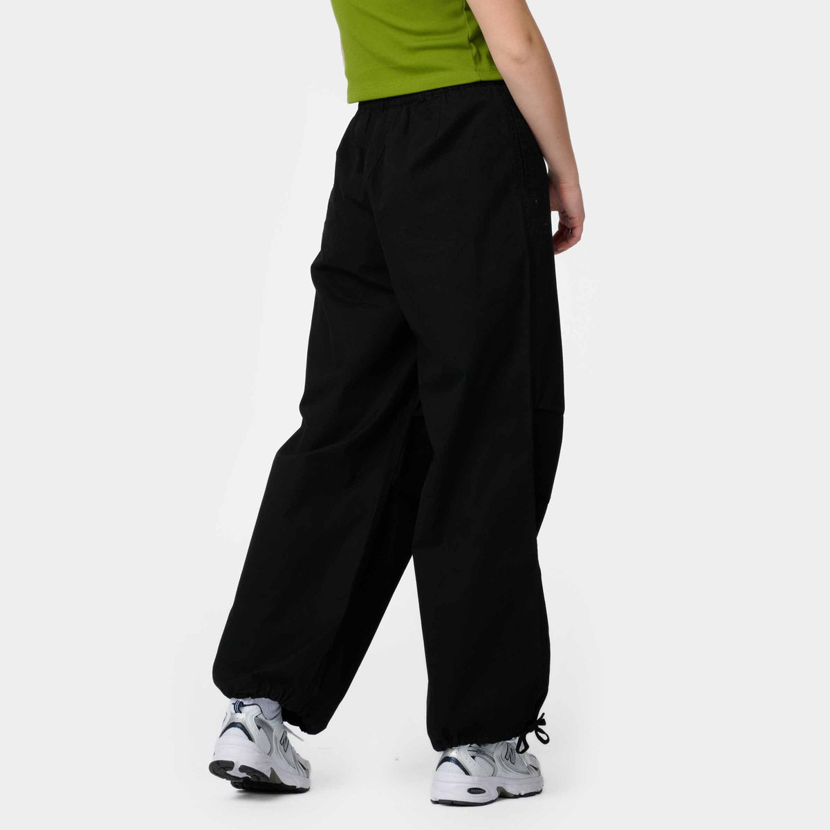 Santa Cruz Strip Parachute Pant - Black