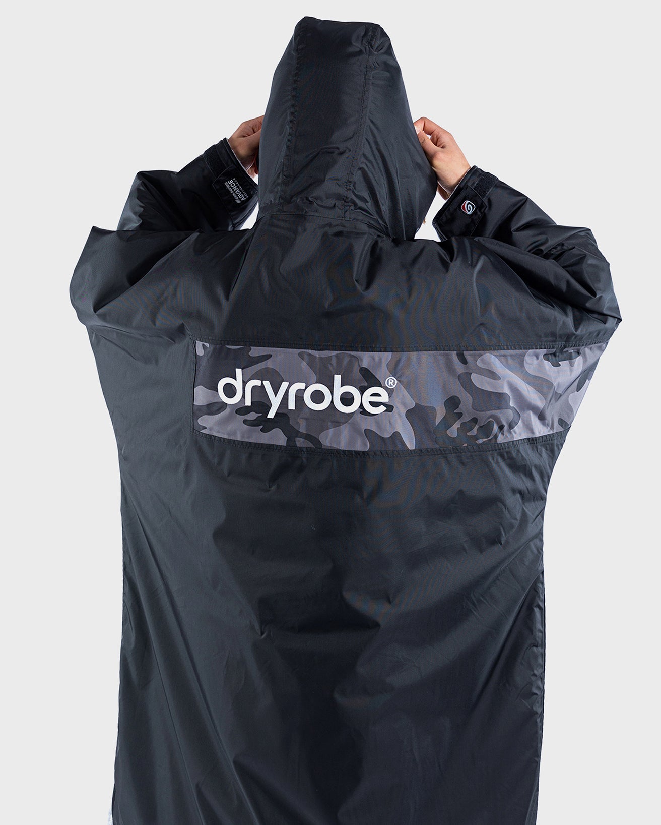 dryrobe® ADVANCE LONG SLEEVE - REMIX - BLACK GREY CAMO