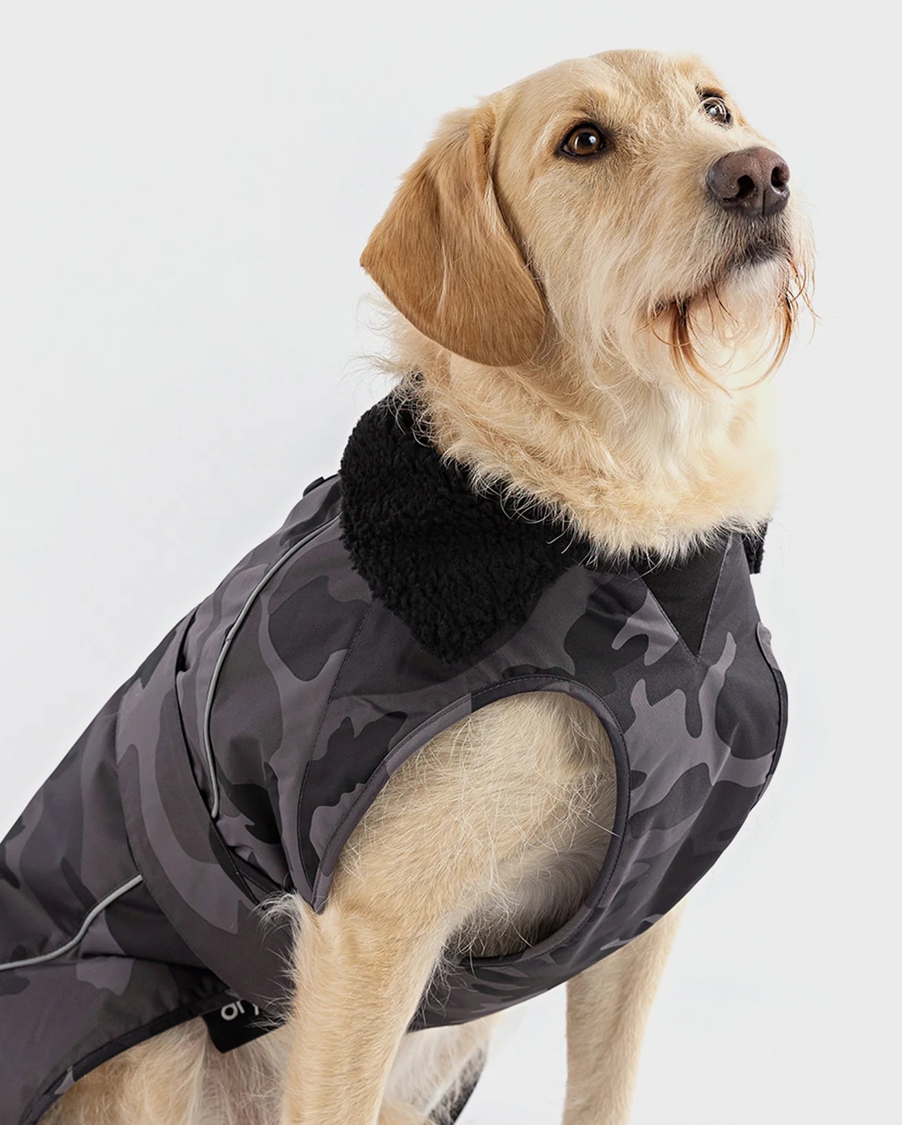 Dryrobe® dog - WATERPROOF DOG COAT - BLACK CAMO