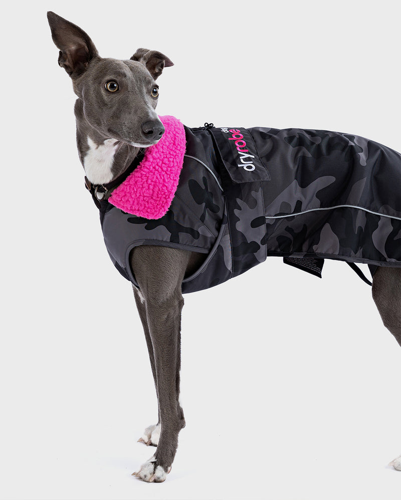 Dryrobe® dog - WATERPROOF DOG COAT - BLACK CAMO / PINK