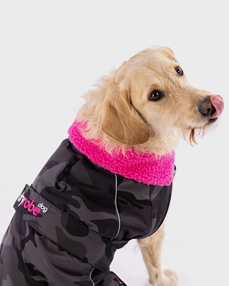 Dryrobe® dog - WATERPROOF DOG COAT - BLACK CAMO / PINK