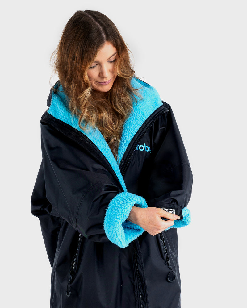 dryrobe® ADVANCE LONG SLEEVE - BLACK/BLUE