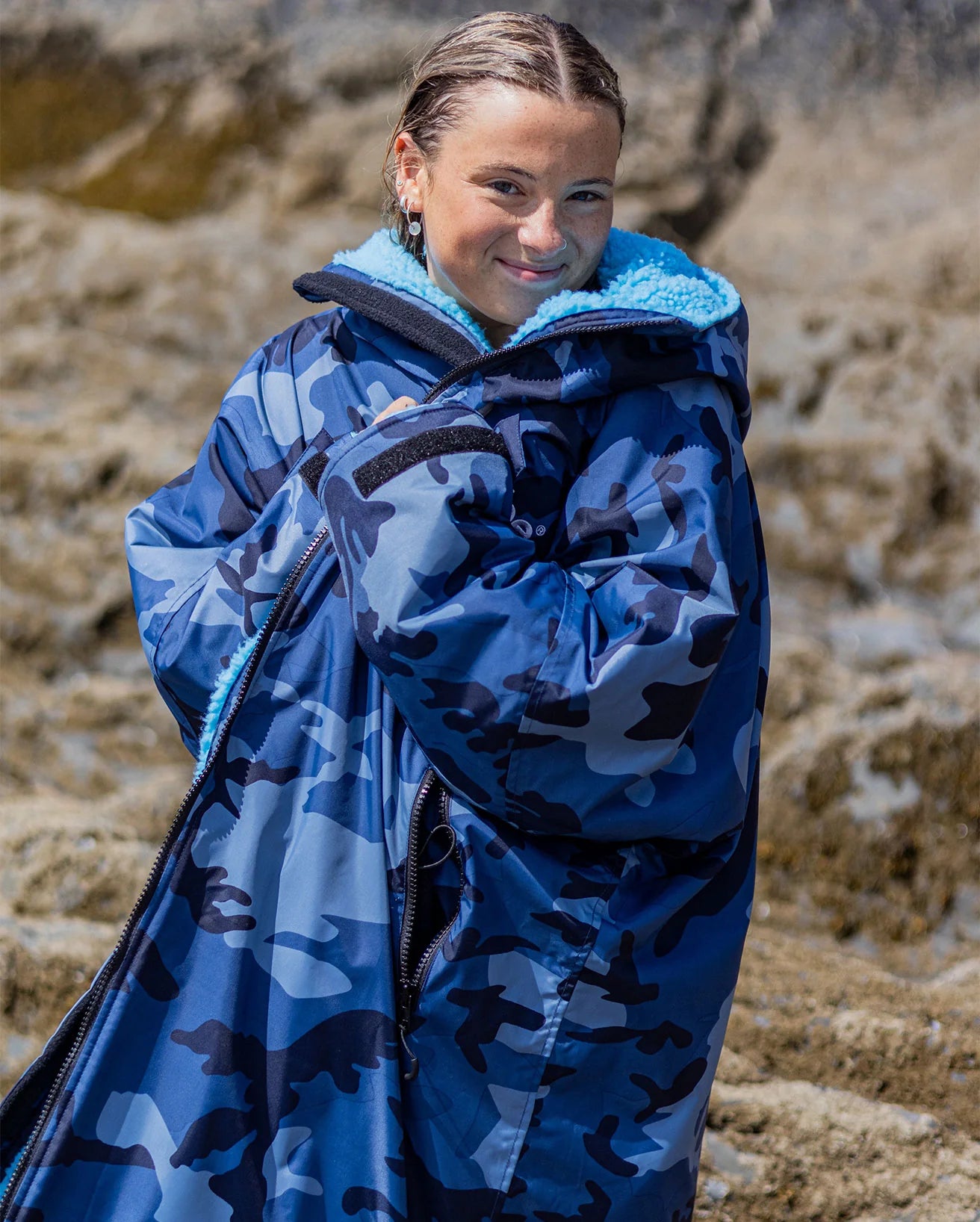 NEW dryrobe® ADVANCE LONG SLEEVE - BLUE CAMO/BLUE