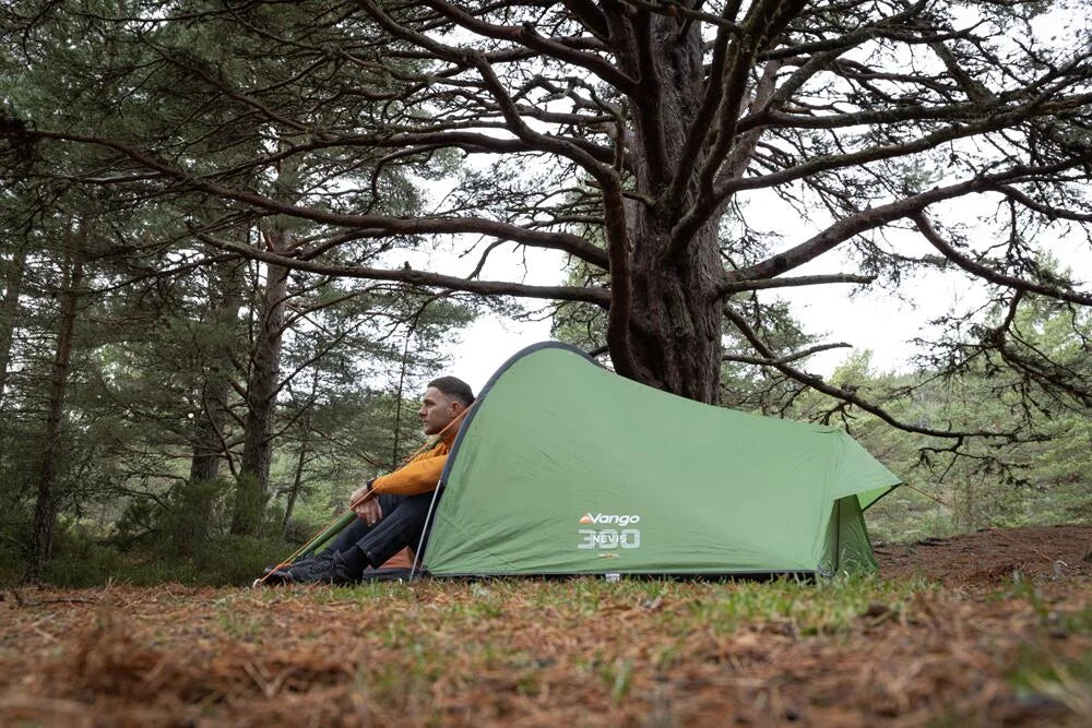 VANGO NEVIS 300