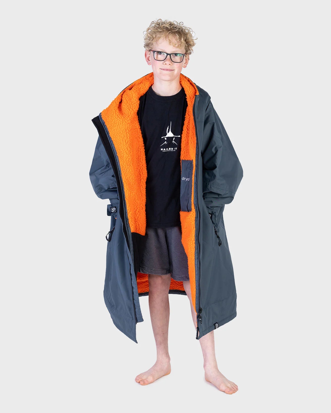 NEW dryrobe® ADVANCE KIDS LONG SLEEVE - DARK GREY/ORANGE