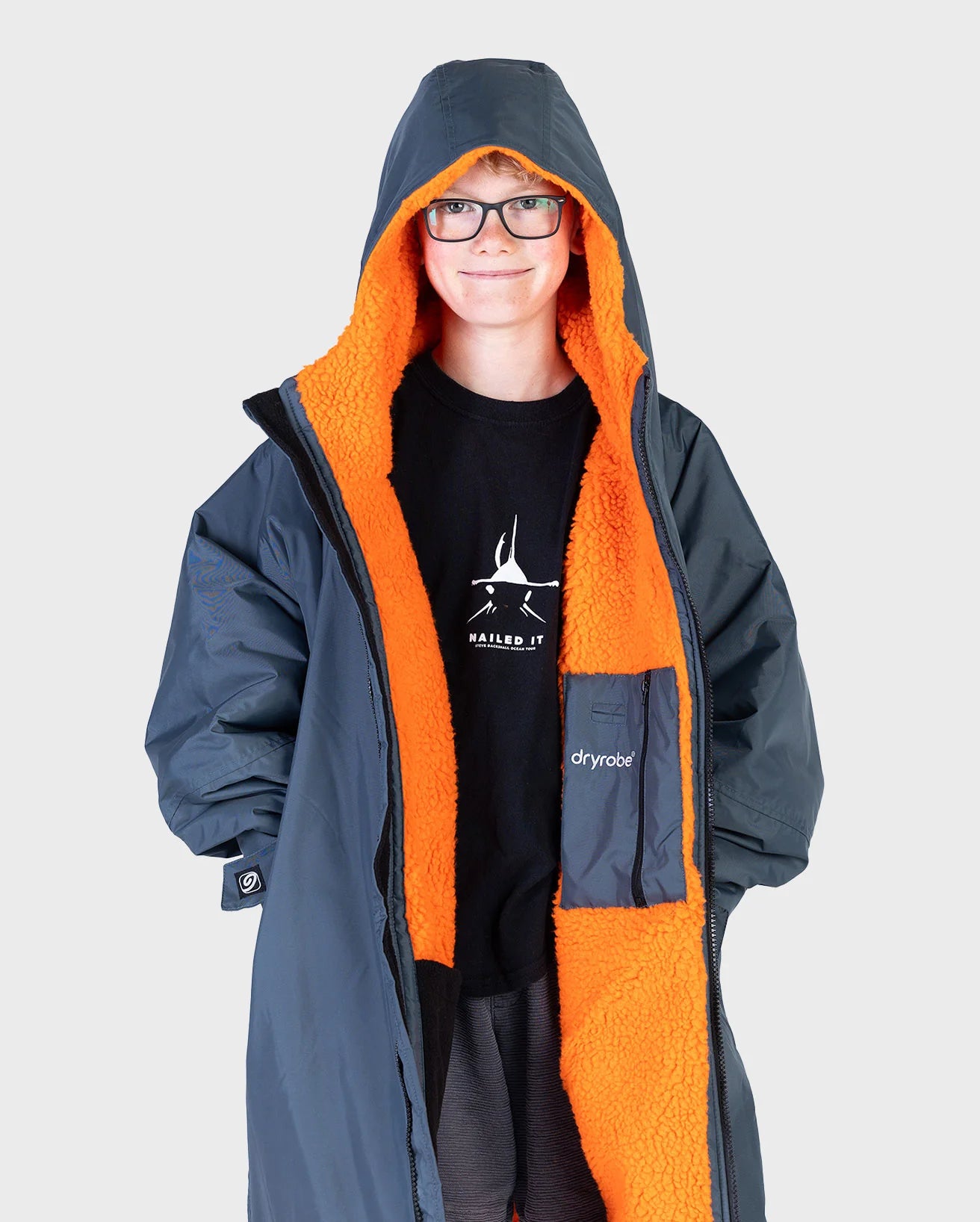 NEW dryrobe® ADVANCE KIDS LONG SLEEVE - DARK GREY/ORANGE