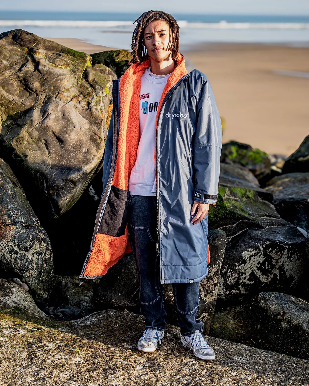 NEW dryrobe® ADVANCE LONG SLEEVE - DARK GREY/ORANGE