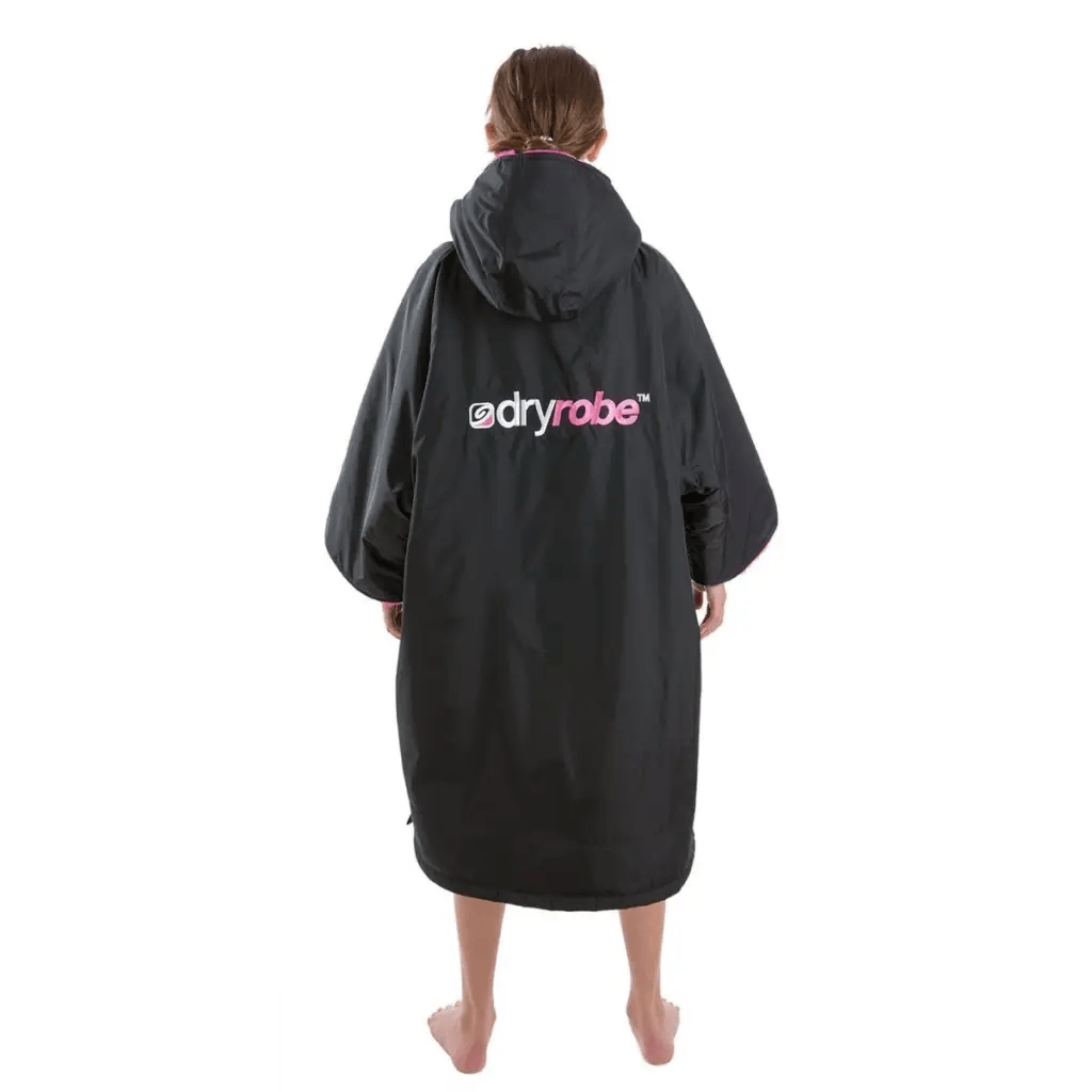 dryrobe® ADVANCE KIDS SHORT SLEEVE - BLACK/PINK - Atlantic Kayaks & Leisure