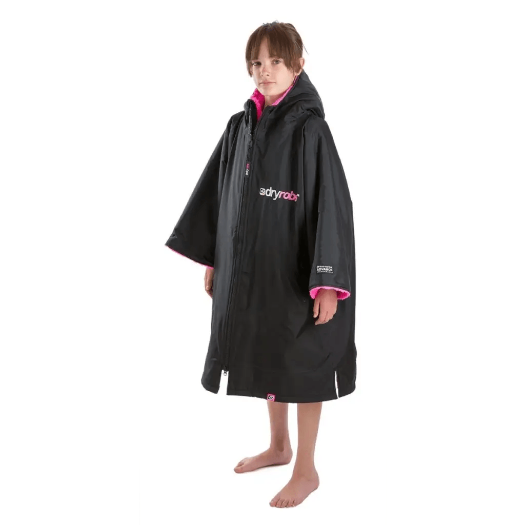 dryrobe® ADVANCE KIDS SHORT SLEEVE - BLACK/PINK - Atlantic Kayaks & Leisure